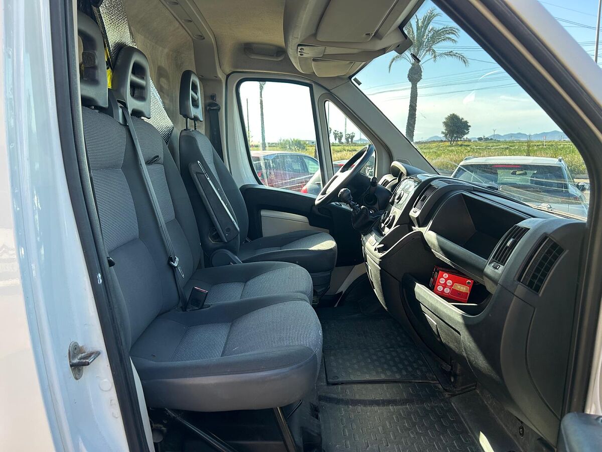 PEUGEOT BOXER 330 L1 H1 2.2 HDI SPANISH LHD IN SPAIN 185000 MILES SUPERB 2014